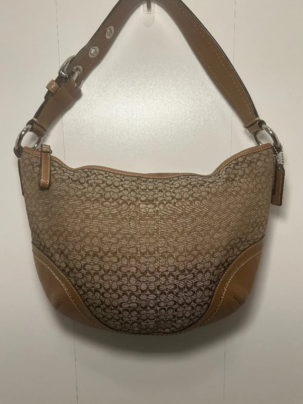 Coach Signature Soho Hobo Shoulder Bag Y2K Brown Tan Leather F10924